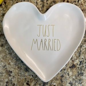 Just married plate. Rae Dunn